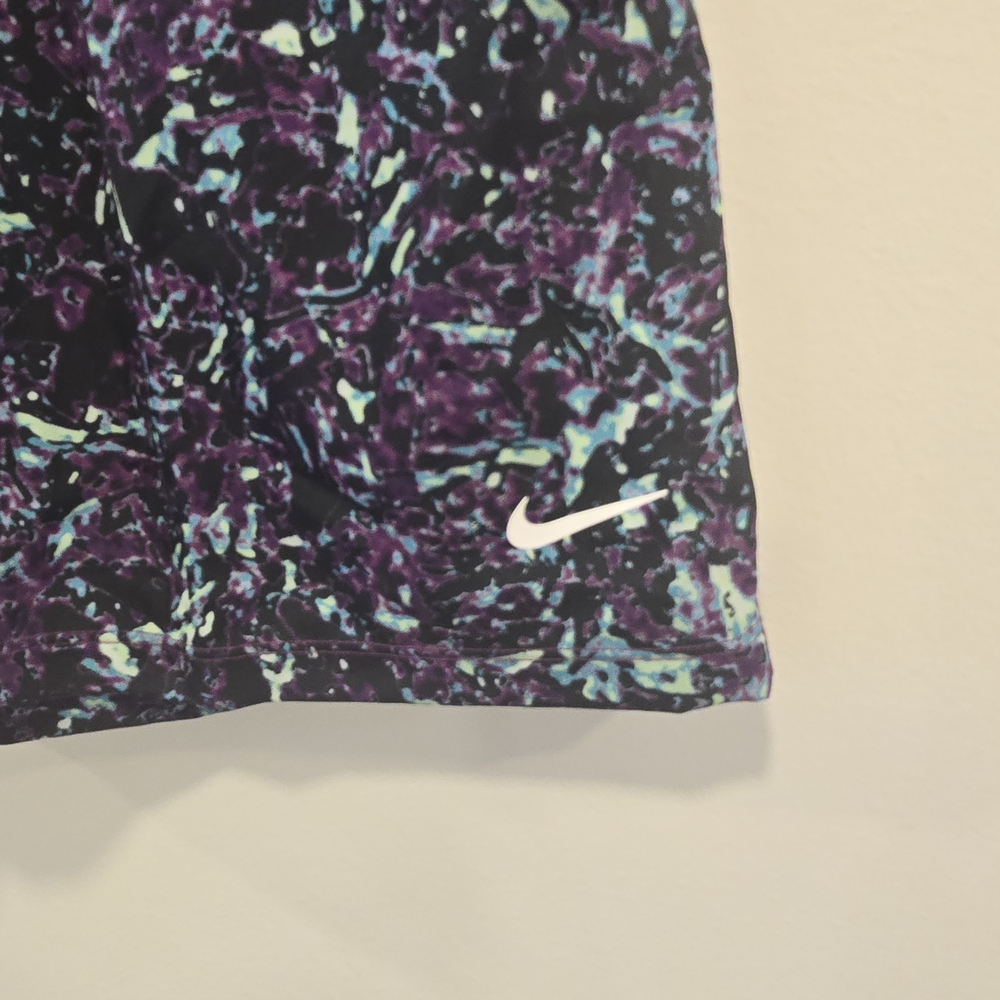 Nike Kid's Athletic Shorts - Purple and Blue Pattern Size Xl Nwt - Picture 2 of 7